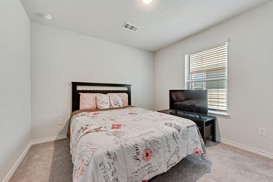 Furnished interior view inside a new home in Enchanted Bay, Fort Worth (Image 10). Furnished interior view inside a new home in Enchanted Bay, Fort Worth (Image 10).