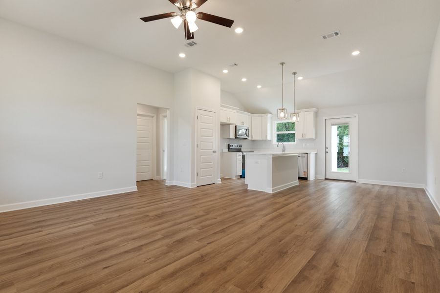Spacious, unfurnished interior of a new home in Southern Charm, Crestview (Image 22). Spacious, unfurnished interior of a new home in Southern Charm, Crestview (Image 22).