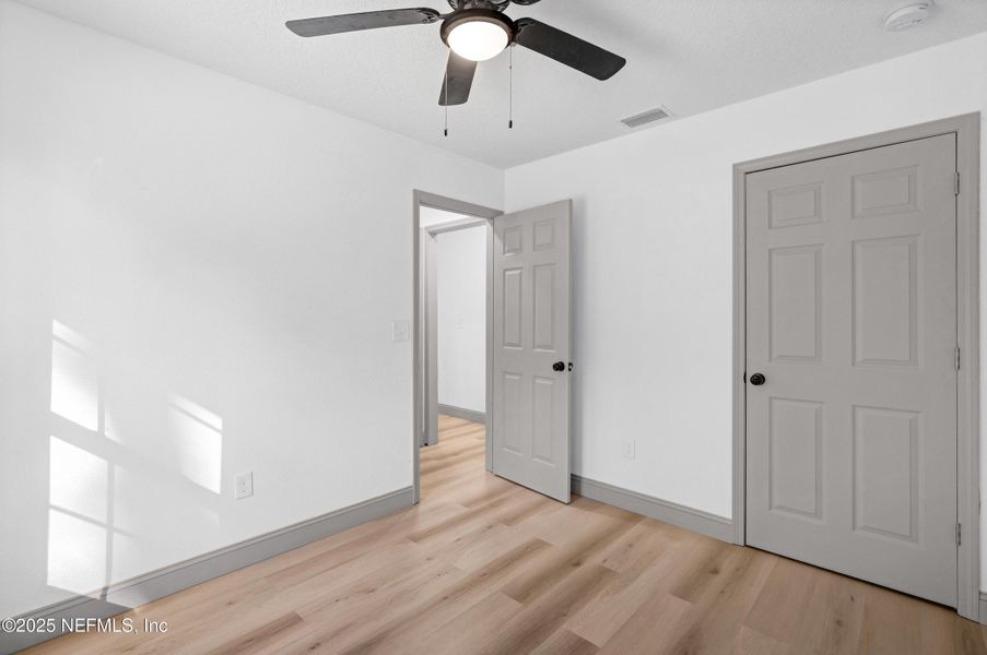 Spacious, unfurnished interior of a new home in , Jacksonville (Image 29).