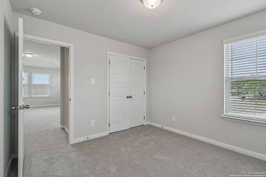 Spacious, unfurnished interior of a new home in Royal Crest, San Antonio (Image 33). Spacious, unfurnished interior of a new home in Royal Crest, San Antonio (Image 33).