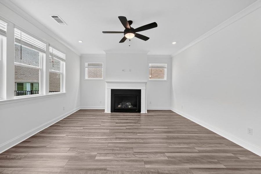 Spacious, unfurnished interior of a new home in Auburn Glen, Dacula (Image 13). Spacious, unfurnished interior of a new home in Auburn Glen, Dacula (Image 13).