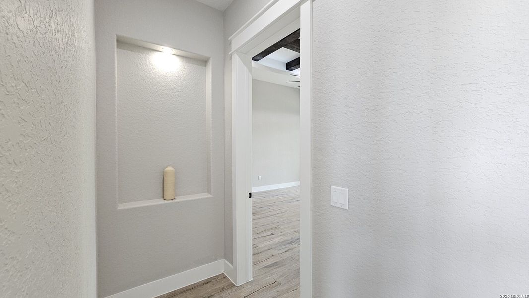 Spacious, unfurnished interior of a new home in , New Braunfels (Image 58).