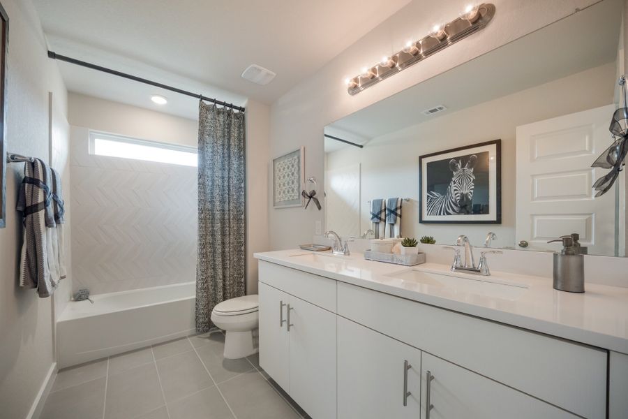 Furnished interior view inside a new home in Avondale, San Antonio (Image 16).