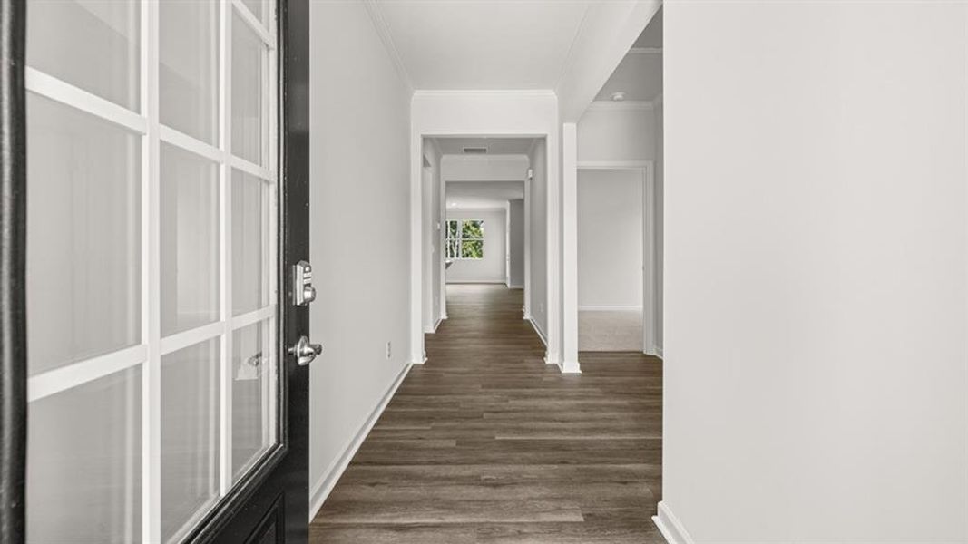 Spacious, unfurnished interior of a new home in Oaks at Cedar Grove, Fairburn (Image 27).