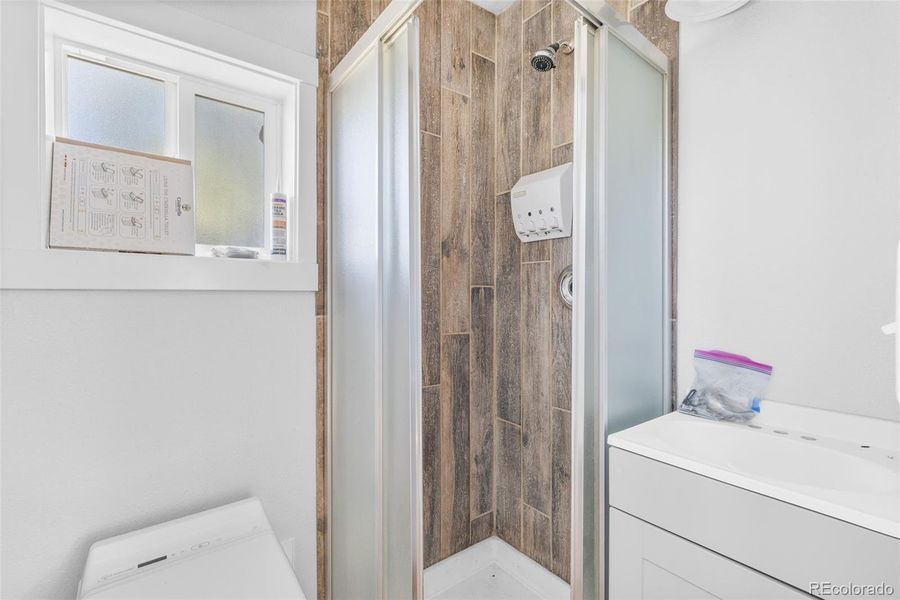 Furnished interior view inside a new home in , Jefferson (Image 4).