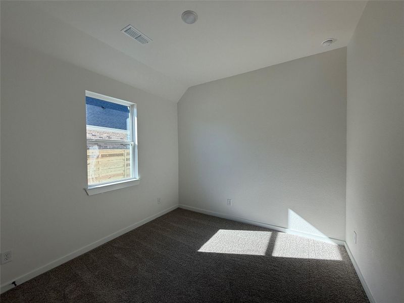Spacious, unfurnished interior of a new home in Austin Point, Richmond (Image 10).