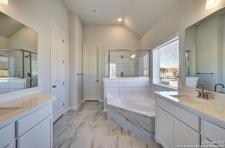 Furnished interior view inside a new home in Veranda, San Antonio (Image 5).