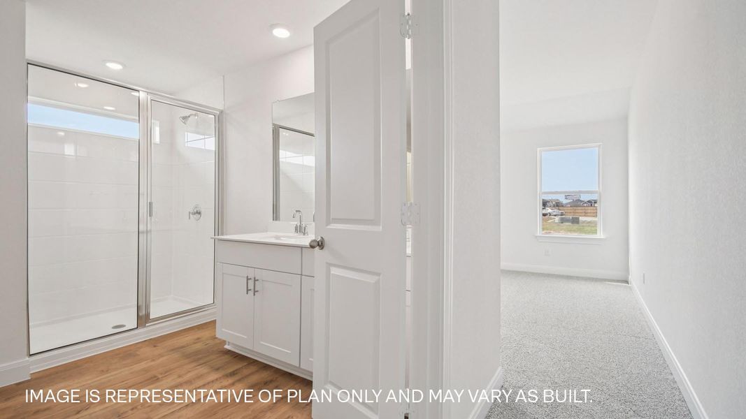 Representative unfurnished interior of a home built from the The Westley by D.R. Horton in Railhead, Cedar Creek (Image 27).