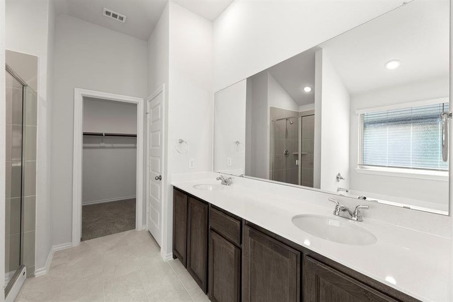 21. 116 Coyote - Bath (2) 21. 116 Coyote - Bath (2)