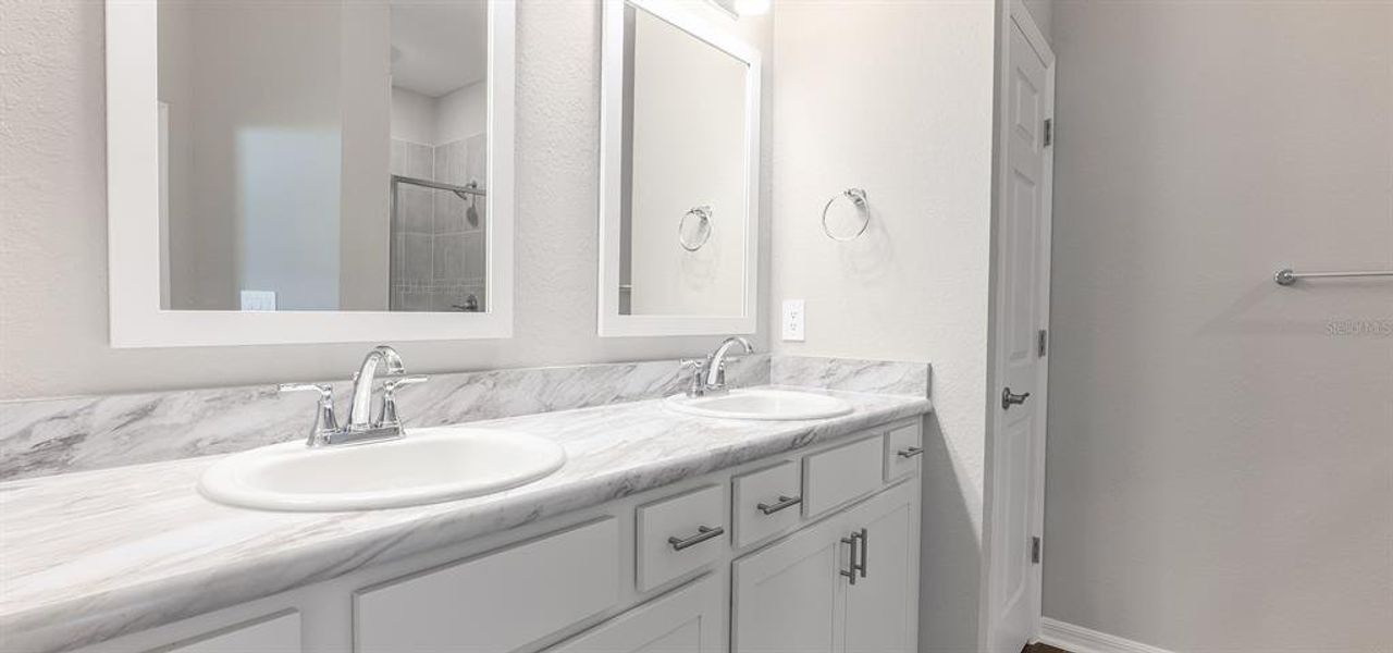 Close-up of interior finishes inside a home in Otter Woods Estates, Auburndale (Image 6).
