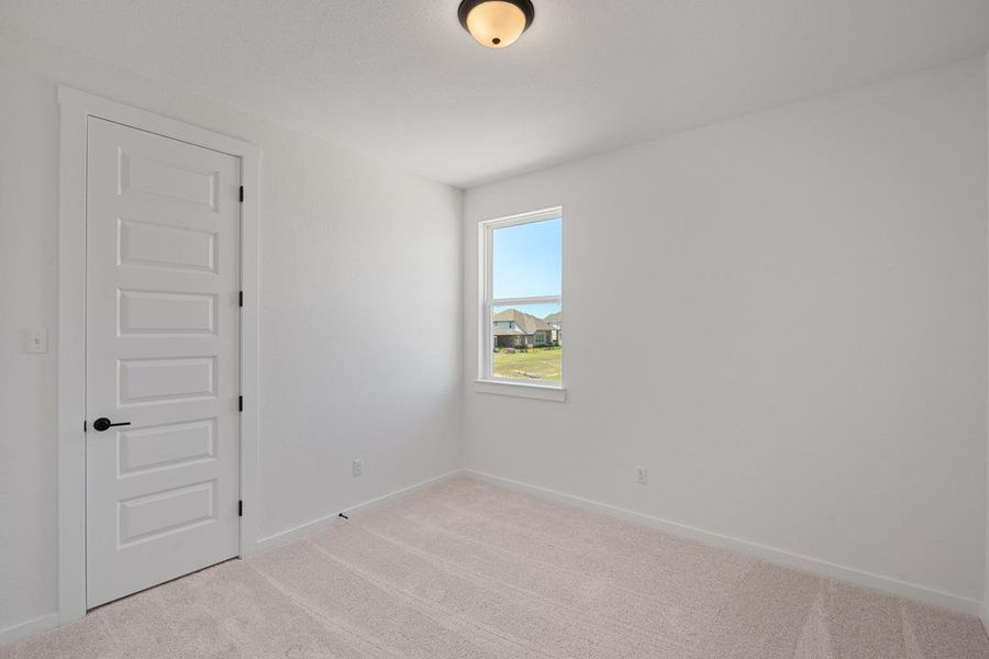 Spacious, unfurnished interior of a new home in Flora, Hutto (Image 26).