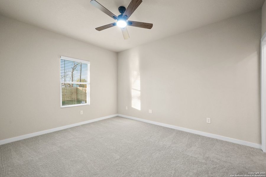 Spacious, unfurnished interior of a new home in , San Antonio (Image 15).