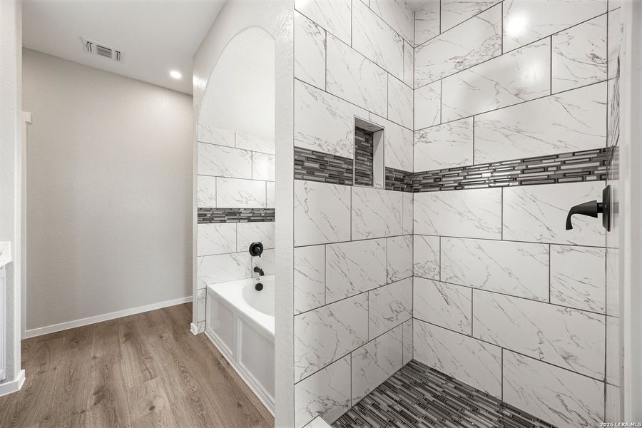 Image 38 of a home in .