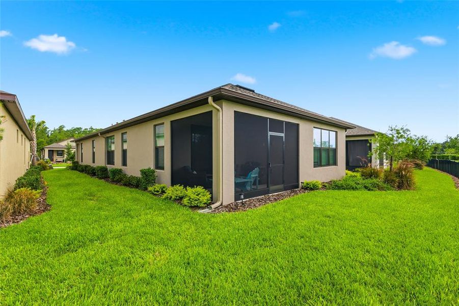 Exterior details and patio area of a home in , Poinciana (Image 26).