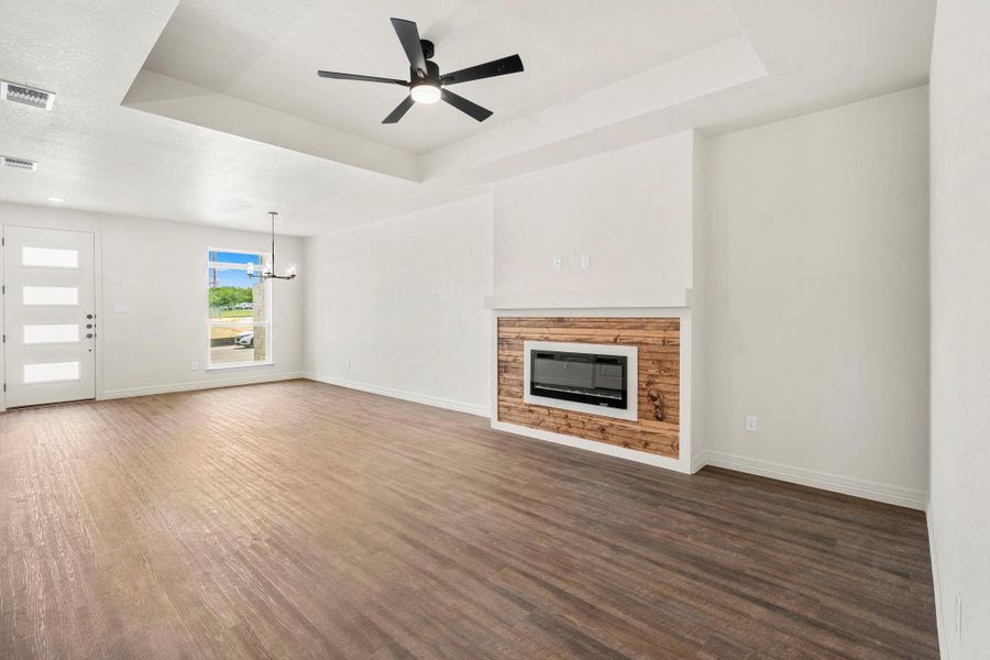 Spacious, unfurnished interior of a new home in , Killeen (Image 14).