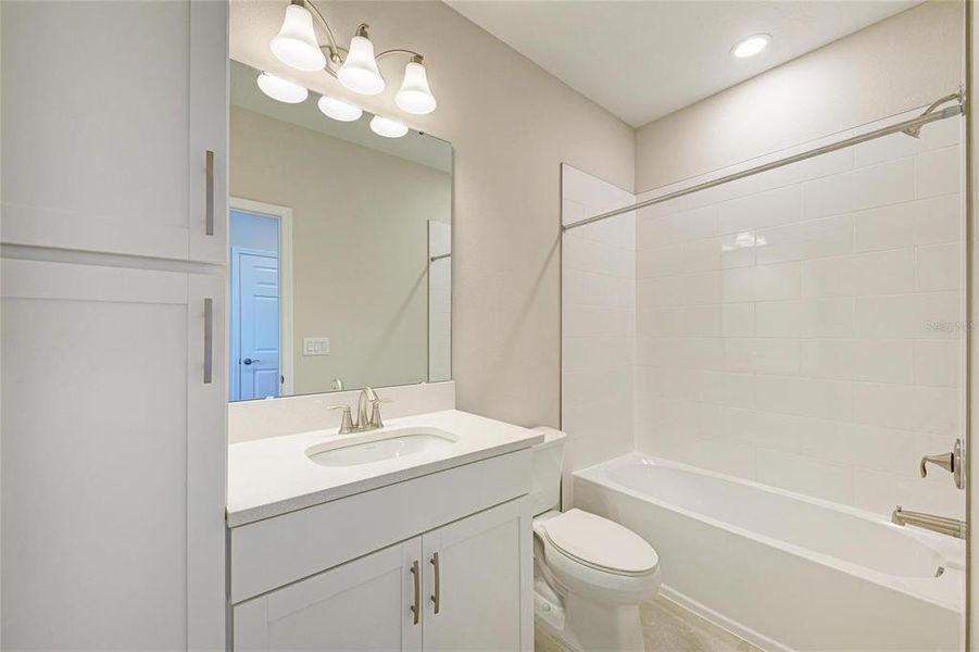 Furnished interior view inside a new home in Crosswind Point, Parrish (Image 9). Furnished interior view inside a new home in Crosswind Point, Parrish (Image 9).