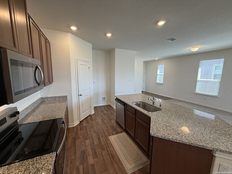 Furnished interior view inside a new home in Legend Point, New Braunfels (Image 9).