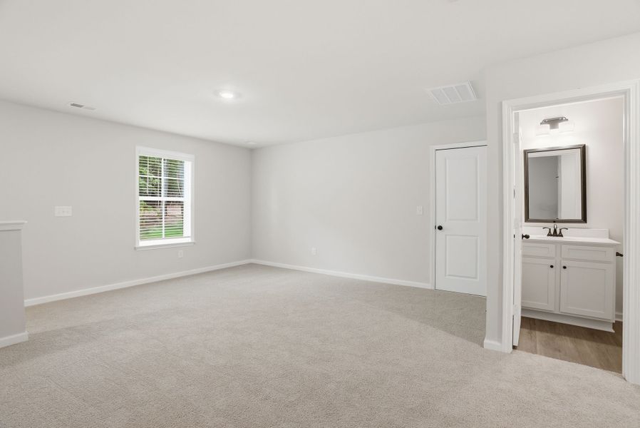 Representative unfurnished interior of a home built from the Hawthorne Select M by McGuinn Homes in Broadway Lake, Anderson (Image 30). Representative unfurnished interior of a home built from the Hawthorne Select M by McGuinn Homes in Broadway Lake, Anderson (Image 30).