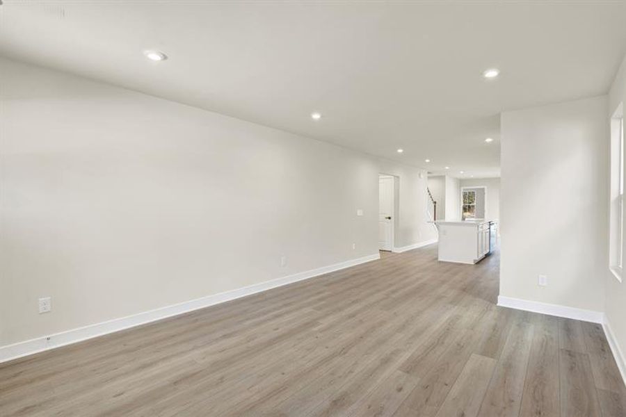 Spacious, unfurnished interior of a new home in Cobblestone at East Argent, Hardeeville (Image 12). Spacious, unfurnished interior of a new home in Cobblestone at East Argent, Hardeeville (Image 12).
