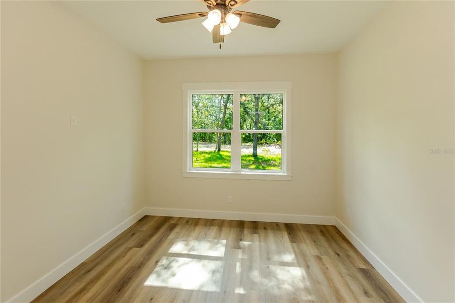 Spacious, unfurnished interior of a new home in , Weeki Wachee (Image 76).