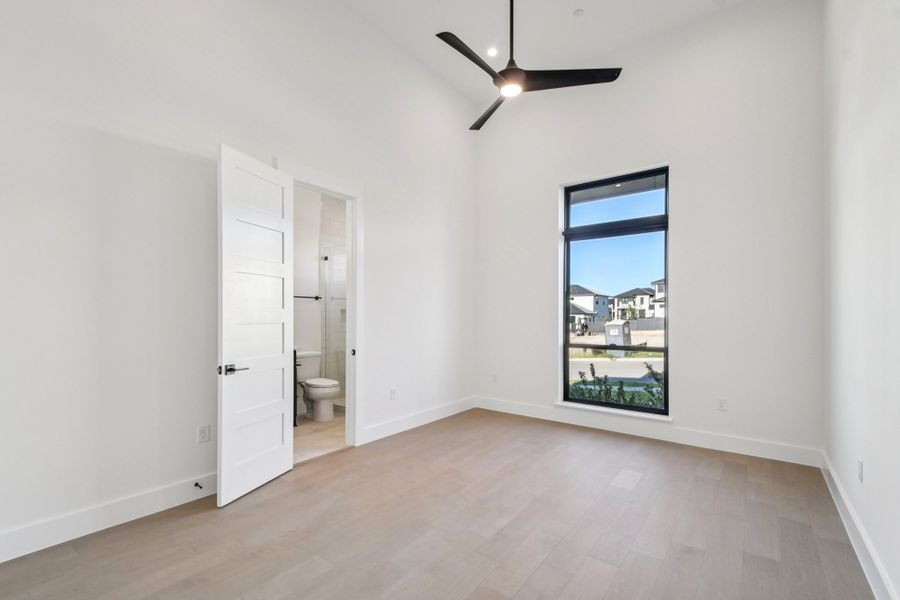 14 web or mls Silent Nova Vw S3010 014