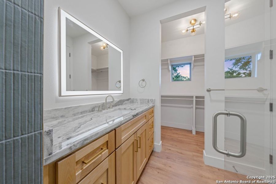 Furnished interior view inside a new home in , Canyon Lake (Image 5).