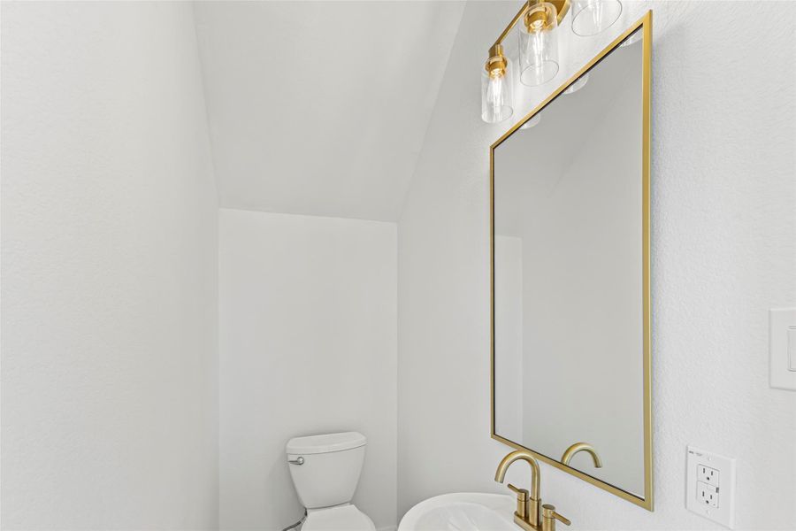 Image 18 of a home in .