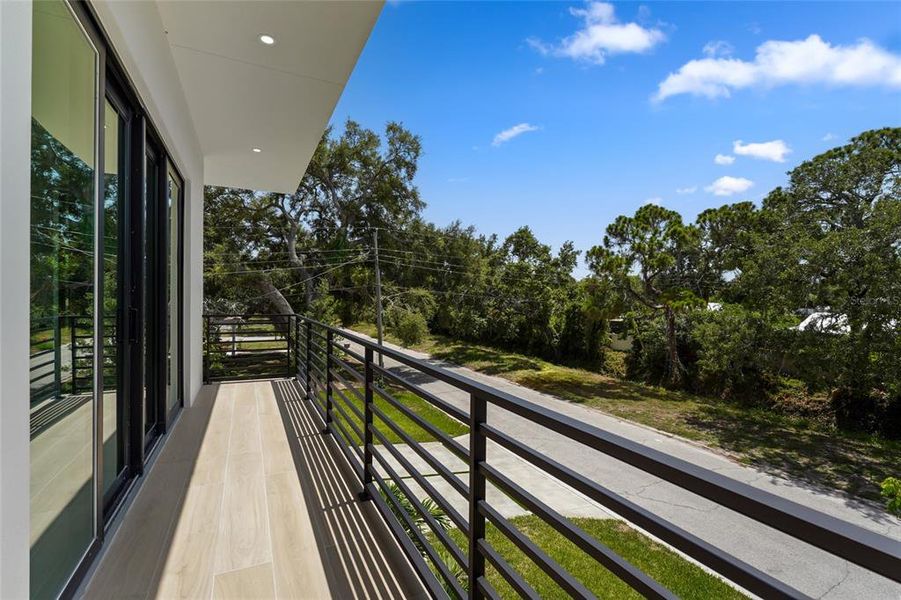 Exterior details and patio area of a home in , Sarasota (Image 34).