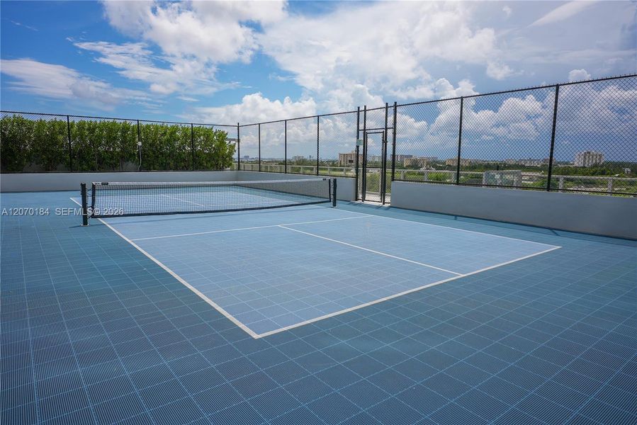 Community amenities in , Miami (Image 46).