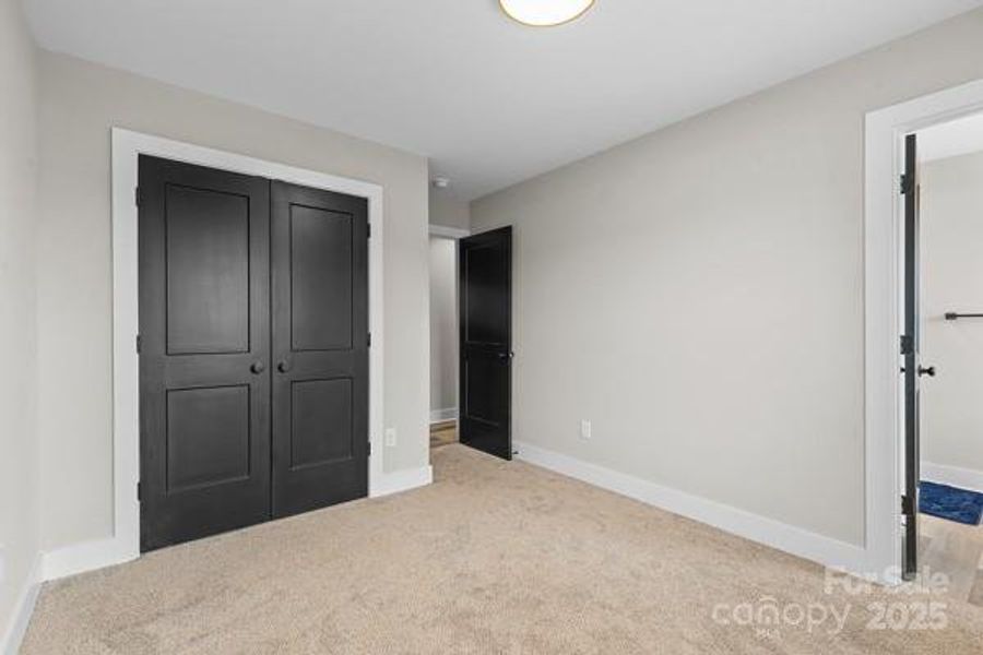 Spacious, unfurnished interior of a new home in , Shelby (Image 20).