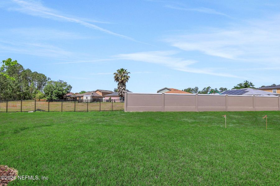 Exterior details and patio area of a home in Diamond Springs, Jacksonville (Image 23).