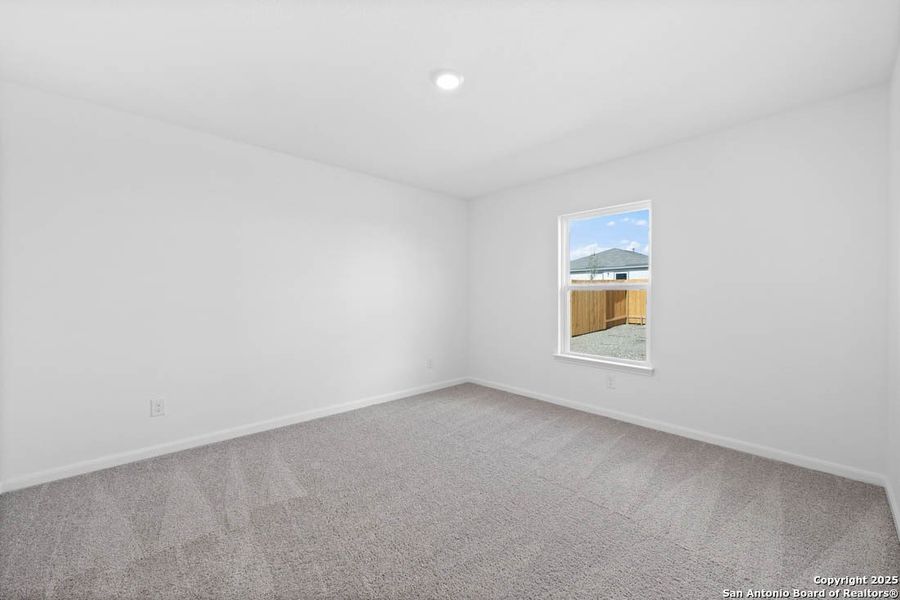 Spacious, unfurnished interior of a new home in , San Antonio (Image 12).