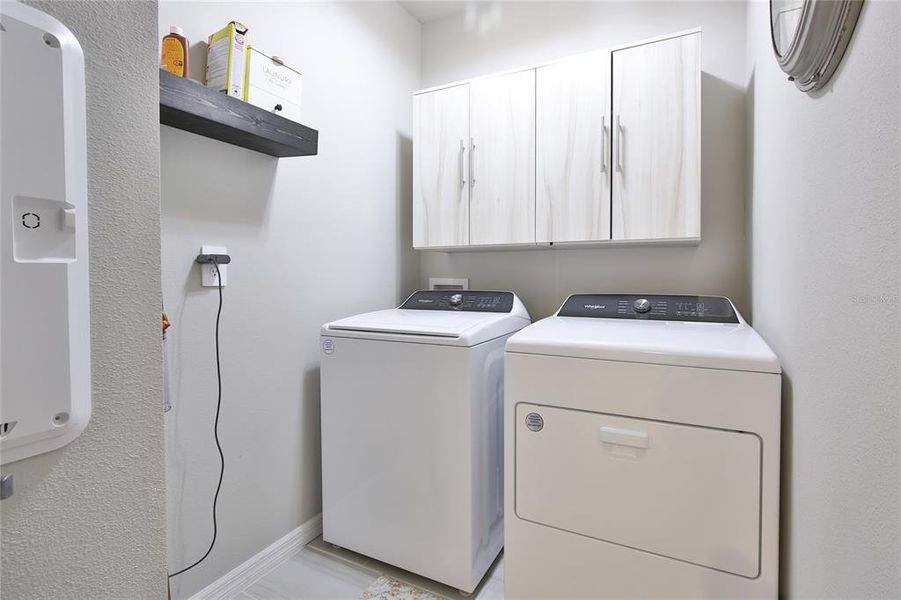 Laundry Room w/New Overhead Cabinets