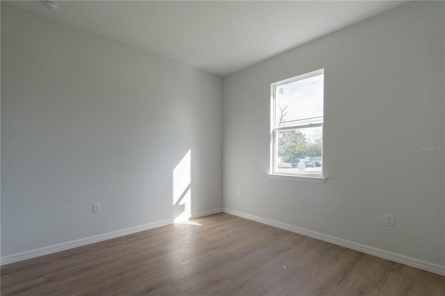 Spacious, unfurnished interior of a new home in , Tavares (Image 29).