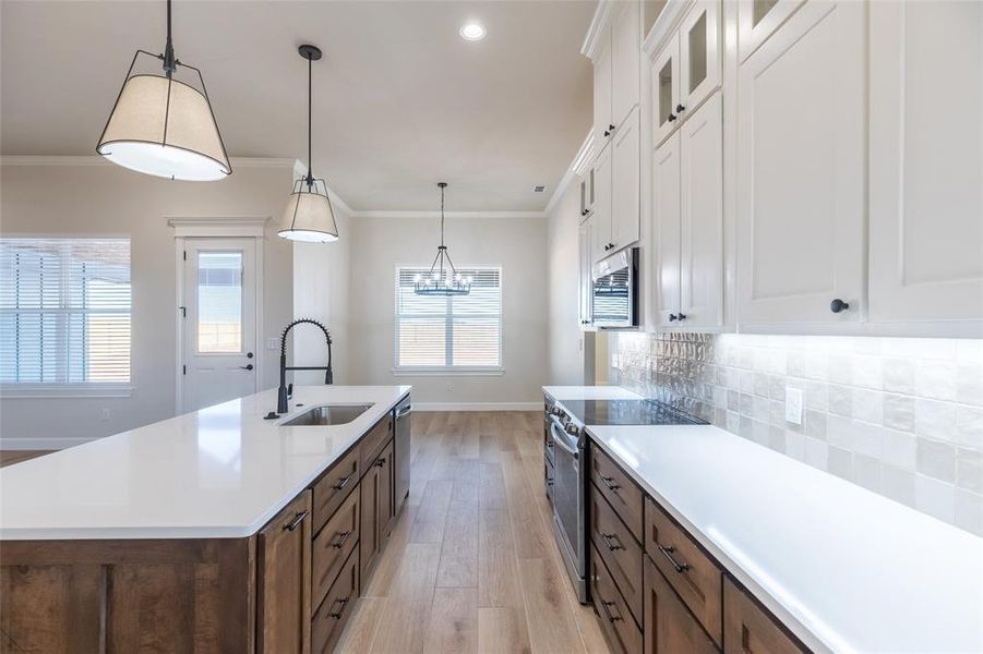 Furnished interior view inside a new home in , Tuscola (Image 8).