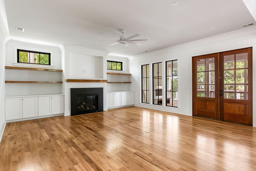 Spacious, unfurnished interior of a new home in , Johns Island (Image 86).