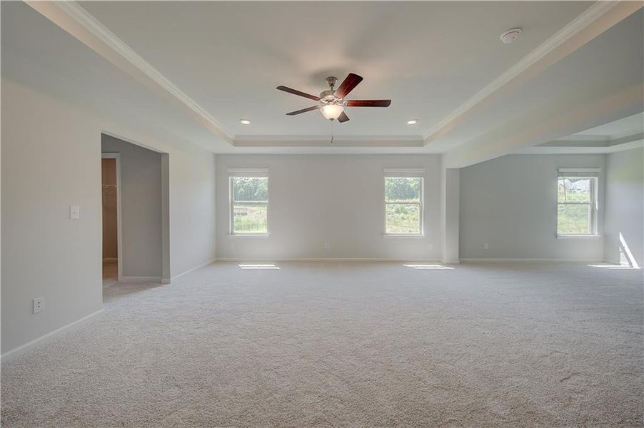 Spacious, unfurnished interior of a new home in Grandview at Millers Mill, Stockbridge (Image 27).