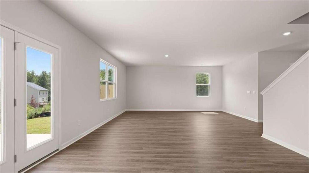 Spacious, unfurnished interior of a new home in Poplar Preserve, Newnan (Image 30).