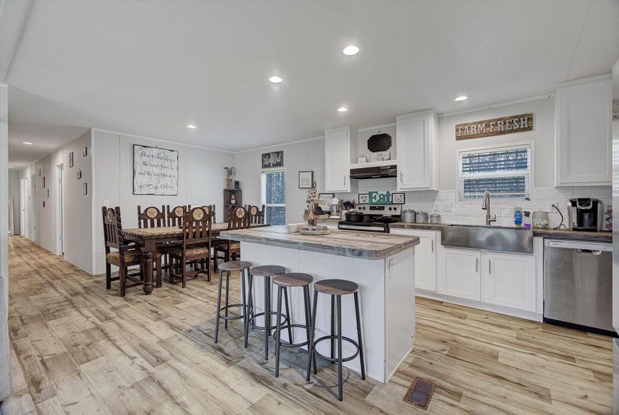 Furnished interior view inside a new home in , Cleveland (Image 15).