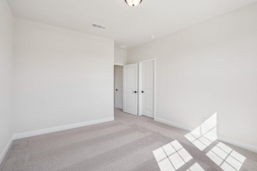 Spacious, unfurnished interior of a new home in , Missouri City (Image 18). Spacious, unfurnished interior of a new home in , Missouri City (Image 18).