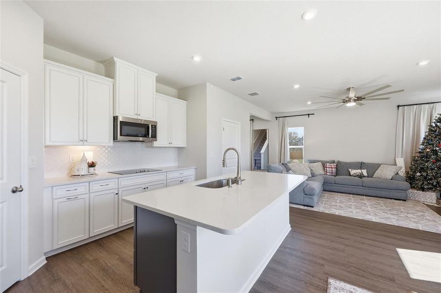 Furnished interior view inside a new home in Lakewood Park, Deland (Image 13).