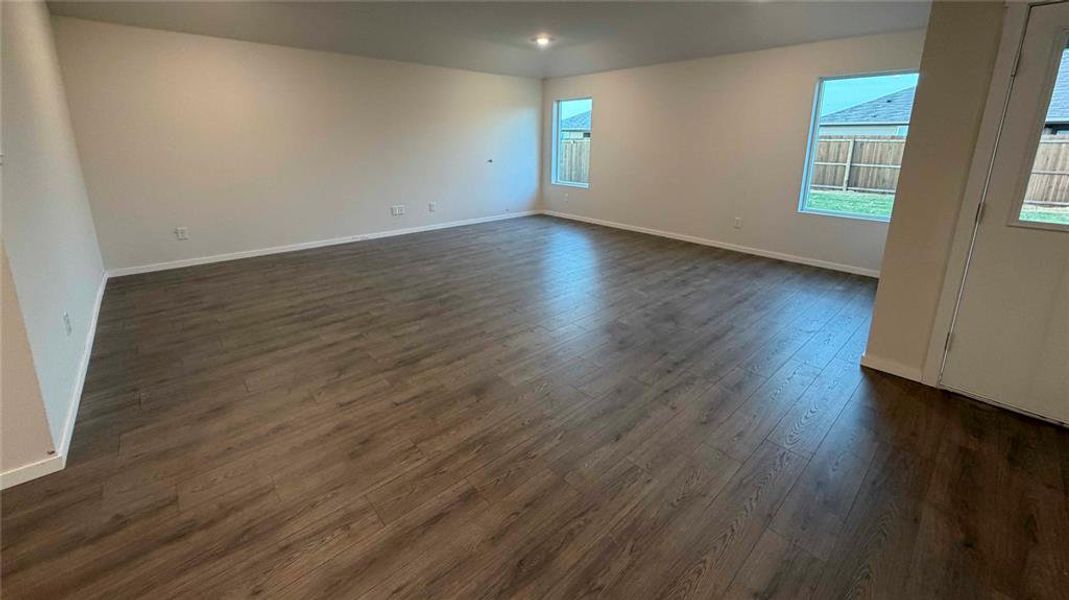 Spacious, unfurnished interior of a new home in Waverly Estates, Josephine (Image 6).