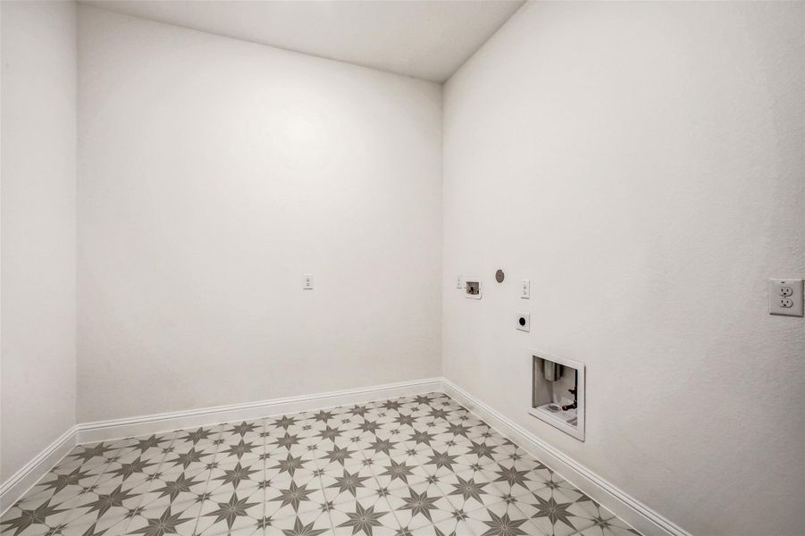 Image 16 of a home in Del Bello Lakes 60'. Image 16 of a home in Del Bello Lakes 60'.