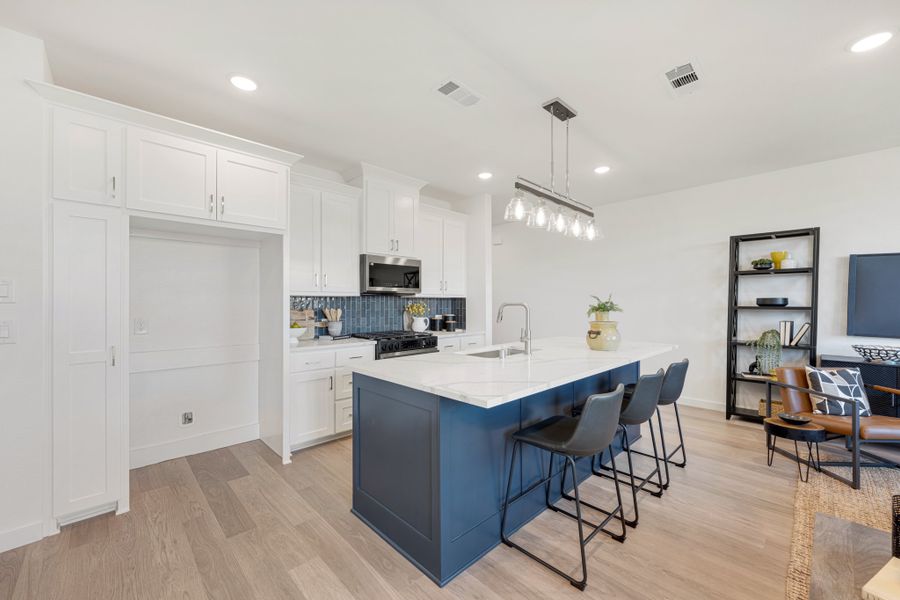 Furnished interior view inside a new home in Woodbridge Townhomes, Wylie (Image 13).