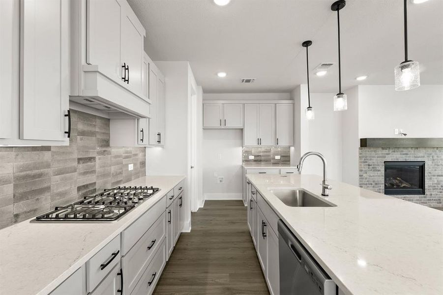 1566 Ginger-Kitchen-2