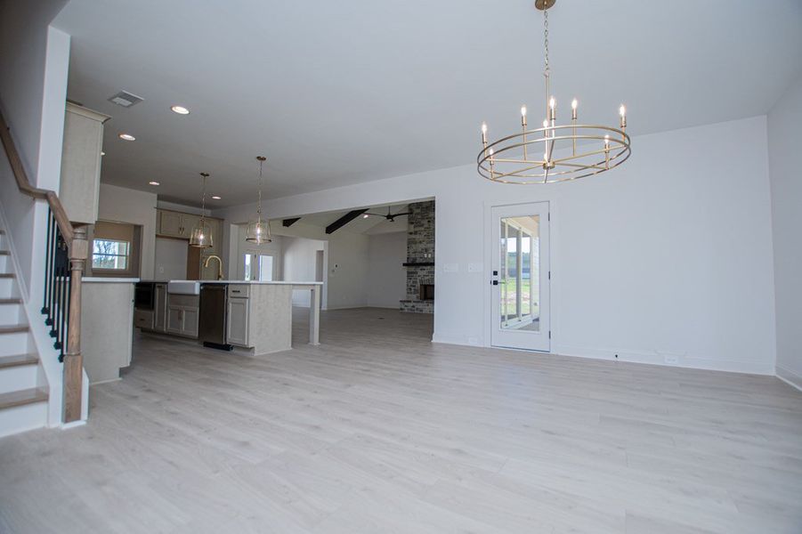 Spacious, unfurnished interior of a new home in The Reserve at Red Oaks, Carrollton (Image 24).