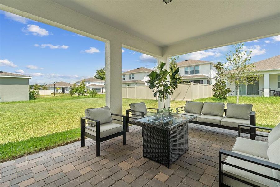 Furnished interior view inside a new home in Savannah Palms, Orlando (Image 26).