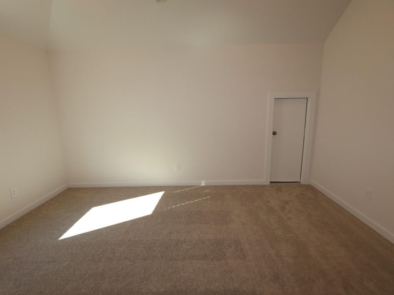 Spacious, unfurnished interior of a new home in Pinewood at Grand Texas, New Caney (Image 11). Spacious, unfurnished interior of a new home in Pinewood at Grand Texas, New Caney (Image 11).