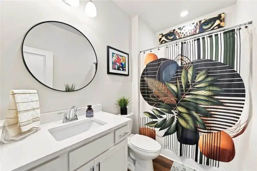 Furnished interior view inside a new home in , Jasper (Image 32).