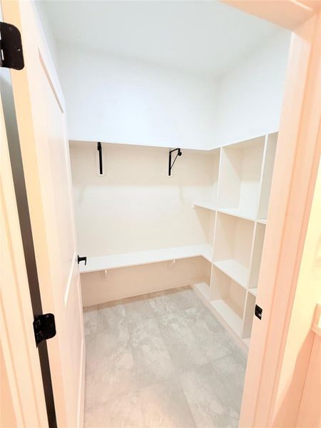 Spacious, unfurnished interior of a new home in , Cleveland (Image 15).